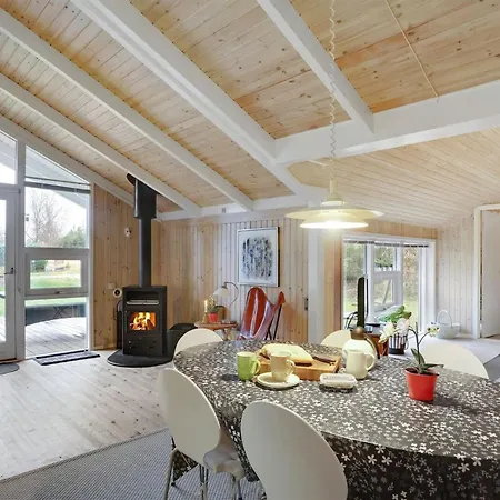 Vakantiehuis Arwed - From The Sea By Interhome